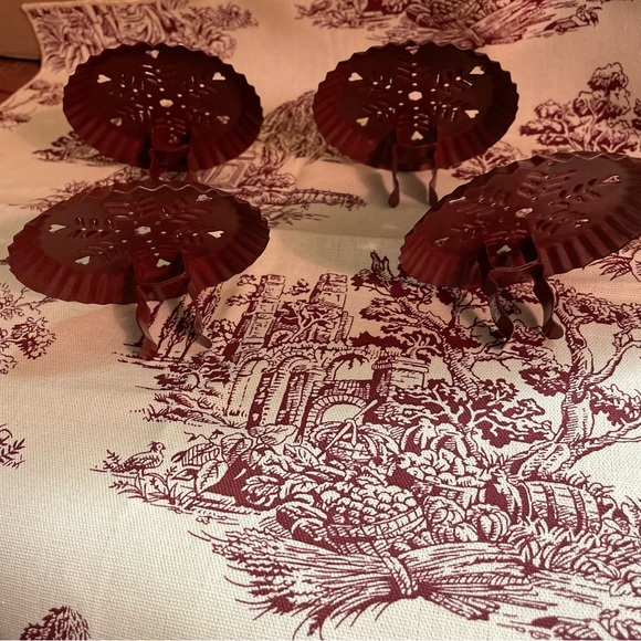 Night Light Covers, set of 4 Punched Tin  Snowflake design, fits standard plug - Picture 6 of 8